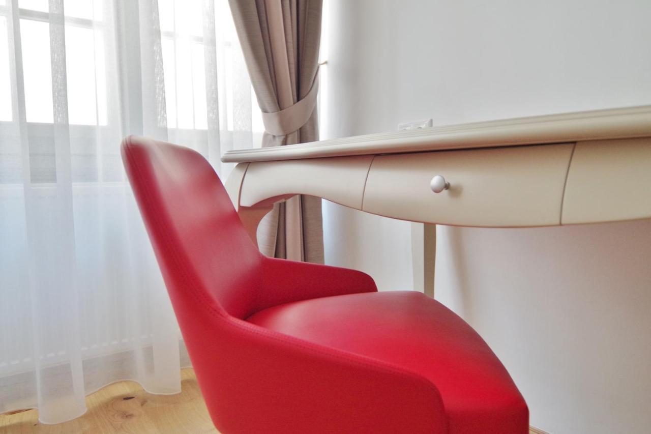 Regent Hotelli 5*